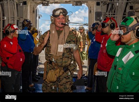 Oceano Pacifico Luglio Stati Uniti Steven Rudder Comandante