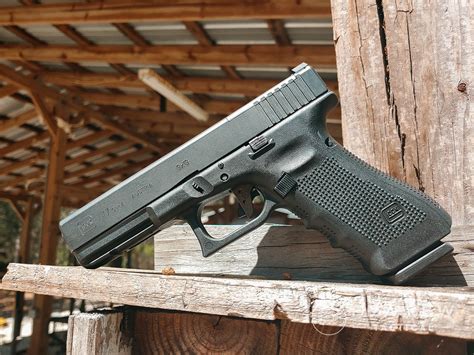 Glock 17 Review Best Full Size 9mm Pew Pew Tactical