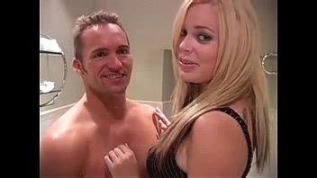 Alicia Dans La Salle De Bain Xvideos