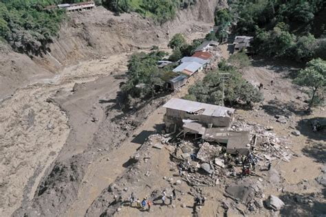 M S De Familias Evacuadas En Zona De Colombia Por Riesgo De Otra