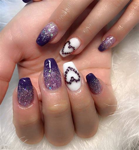 Purple Valentines Day Nails Designs