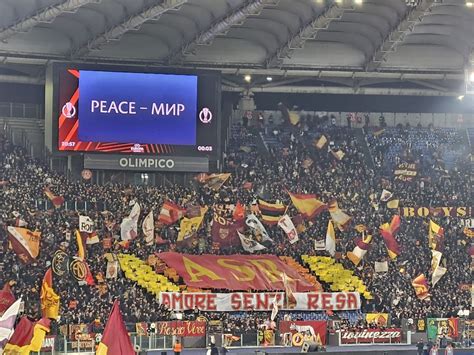 Roma Feyenoord La Coreografia Della Curva Sud Foto Roma News