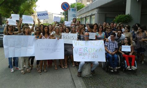 La Buona Scuola Di Renzi Trasferisce Al Nord 386 Docenti Abruzzesi