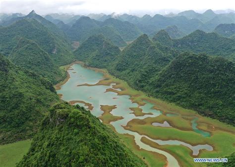 Chine Vue D Un Lac Au Guangxi French News Cn