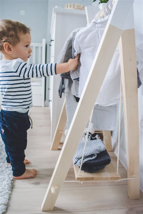 Kinder Kleiderständer aus Holz Montessori Garderobenständer