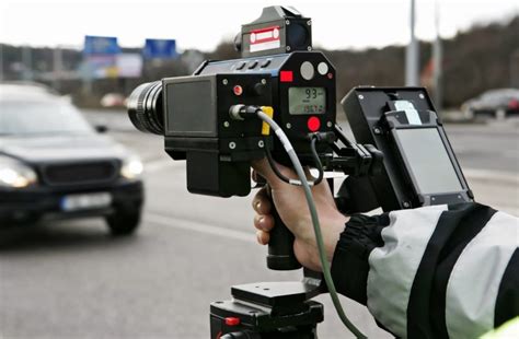 Notifica Multa Auto Presa Allestero Come Avviene E Con Quali Tempi