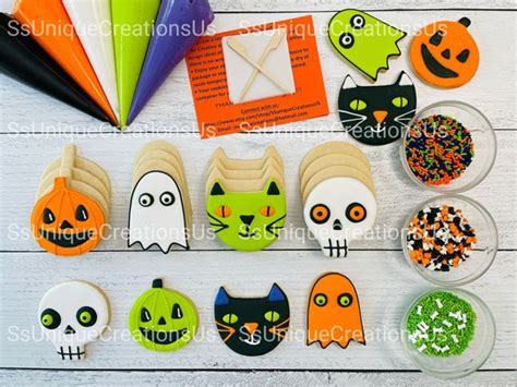 Halloween Cookie Decorating Kit - Mom. Wife. Busy Life.