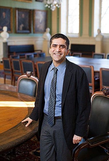 Rakesh Khurana Is New Harvard College Dean Stories Harvard Alumni