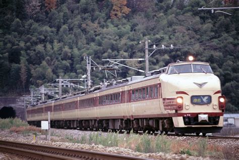 津島 on Twitter RT EF81503 485系京都車A04編成 5001M白鳥 前日に雷鳥で撮影した編成上りは前日