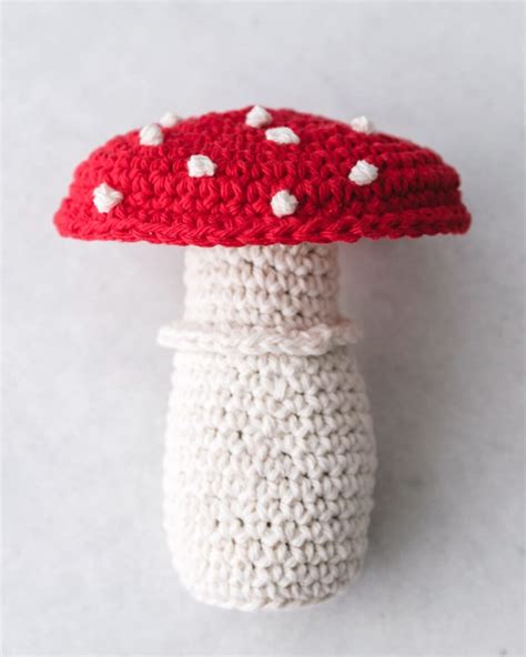 How To Crochet A Mushroom Free Pattern Sarah Maker