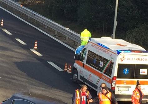 Incidente In Superstrada Ferito Gravemente Un Enne