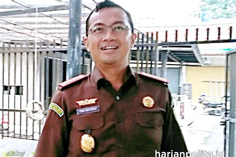 Kajari Jaktim Dan Kasipidsus Dapat Promosi Jabatan Baru Harian Pelita