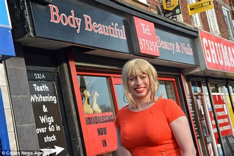Transgender Builder From Hull Opens Salon After Undergoing Sex Change