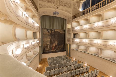 Portoferraio Riapre Dopo Il Restauro Il Teatro Di Napoleone Emerse