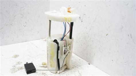 Subaru Forester Fuel Pump Assembly Fl Oem Ebay