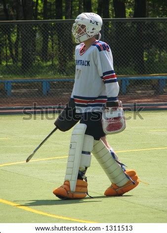 Field Hockey Goalkeeper Stock Photo 1311513 : Shutterstock