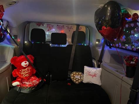 Toronto Uber driver decked out her van for Valentine's Day to make ...