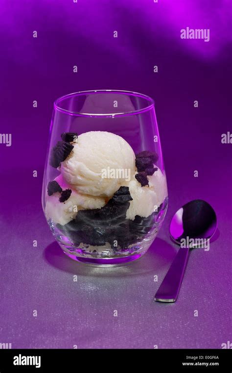 Cookies And Ice Cream Dessert In A Glass Stock Photo Alamy