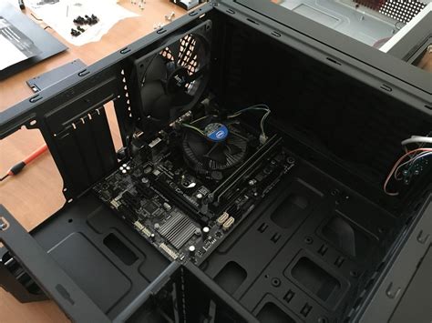 Aerocool QS-240 - Perboemski - Product reviews - Tweakers
