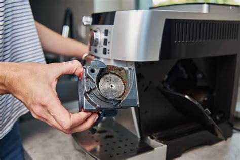 Rand Voraussicht Verwenden Reinigung Mahlwerk Kaffeevollautomat