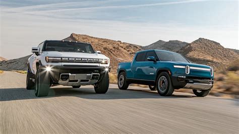 Rivian R1t Vs Gmc Hummer Ev Comparison Test Review By Motor Trend Rivian Forum R1t R1s R2 R3