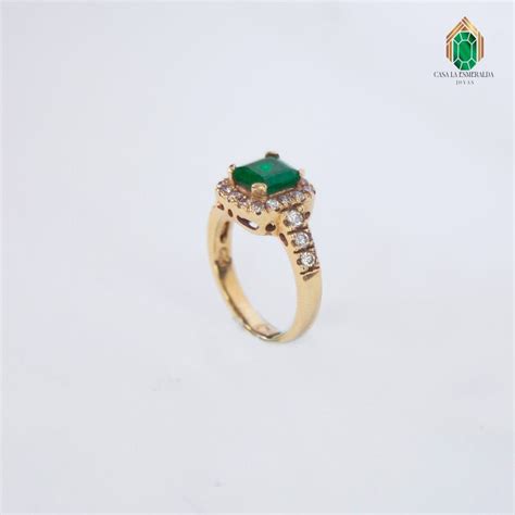 Anillo Oro Amarillo Esmeralda Cuadrada Con Diamante En U As Joyer A