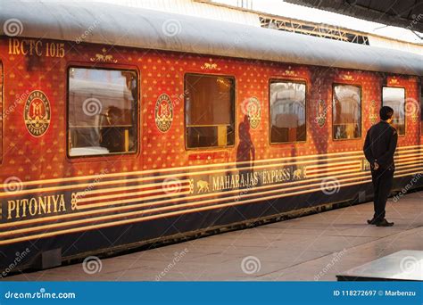 Maharajas Express train editorial photography. Image of station - 118272697