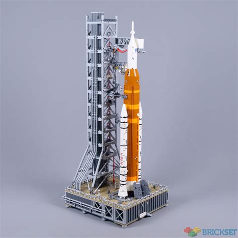 LEGO 10341 NASA Artemis Space Launch System Review Brickset