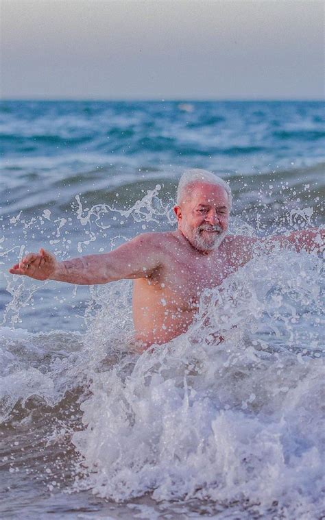 Depois De Fazer Sucesso Por Coxas Definidas Lula Posta Foto Sem