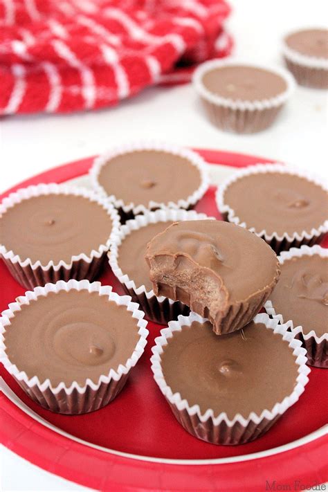 Peanut Butter Meltaways Recipe: DIY Chocolate Candy - Mom Foodie