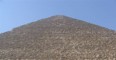 Amado Blog Keops Pyramid