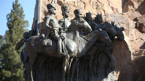 Significado del monumento al Ejército de Los Andes en el Cerro de la