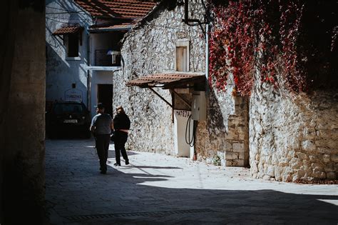 Miholjsko Ljeto Na Trebinjskim Ulicama Kroz Objektiv Jovana Vidakovi A