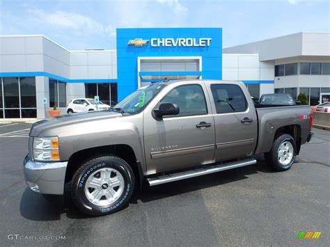 Mocha Steel Metallic Chevrolet Silverado Lt Crew Cab X