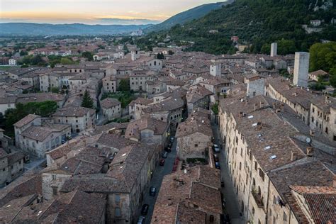 Gubbio Cosa Vedere In Un Giorno Narrabondo