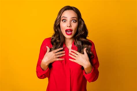 Photo Of Shocked Pretty Wavy Lady Crazy Open Mouth Showing Hands On Own