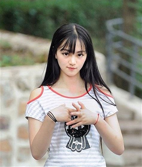 Hot girl nổi tiếng mạng xã hội Sắc đẹp và sự biến đổi