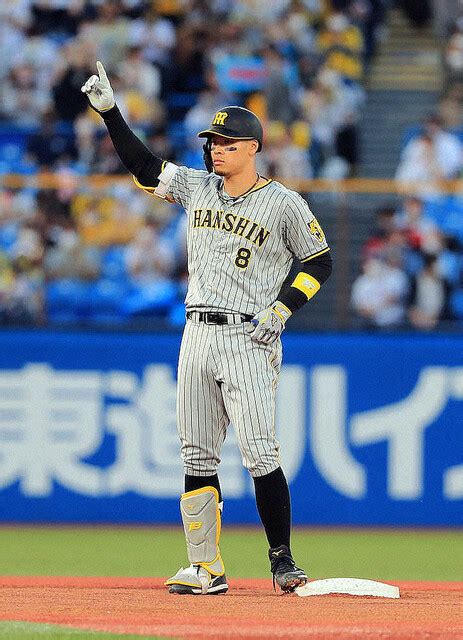 阪神・佐藤輝 二塁打×2で勝利に大貢献「打つべき人が打てば勝てる試合は多くなる」美技も出た ライブドアニュース