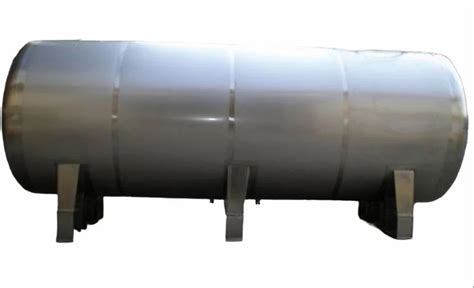 Horizontal Stainless Steel Water Storage Tank Storage Capacity L