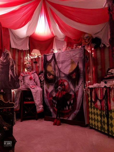 In Love With Our Diy Scary Clown Room Haunted House Halloween