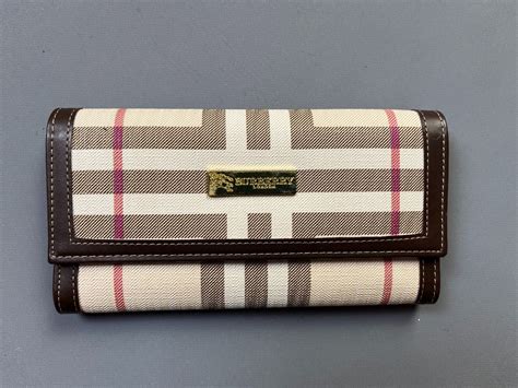 Faux Burberry Wallet Classic Check Design Leather Contrast Trim ...