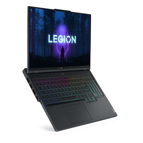 Ноутбук Lenovo Legion Pro 7 16IRX9H (83DE0045RK)