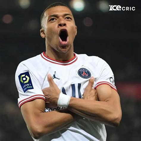 Al Hilal Submit A Record 300m Bid For Mbappe Soccer Shock Flickr