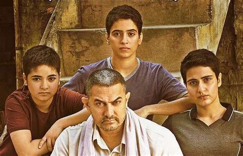 Dangal sweeps three of the top four awards at the Filmfare awards 2017