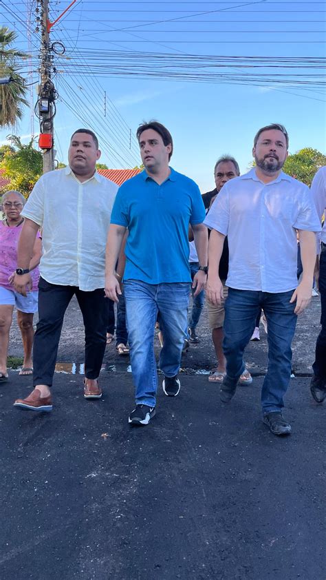 Pr Candidato A Vereador Jonh Wallace Acompanha In Cio Das Obras De