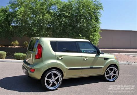 Kia Soul custom wheels Giovanna Gianelle Spezia-5 20x, ET , tire size ...