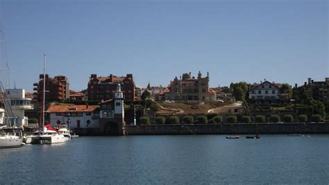 Un Recorrido Por La Costa De Bizkaia Y Sus Faros Onda Vasca