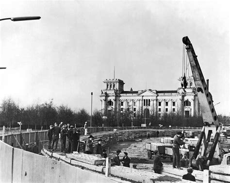 Berlin Wall Construction Photograph by Underwood Archives