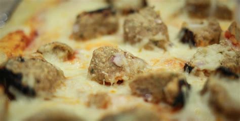 Meatball Pizza