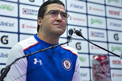 Liga Mx Joaqu N Moreno Podr A Seguir Al Frente De Cruz Azul